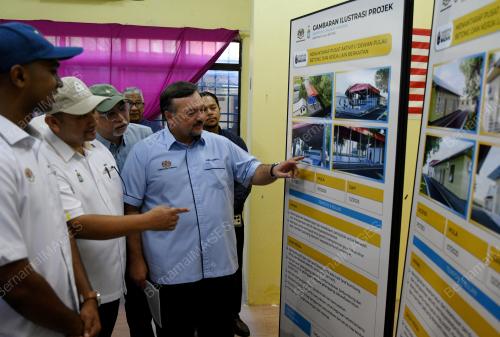 DATUK SERI AMIR HAMZAH AZIZAN