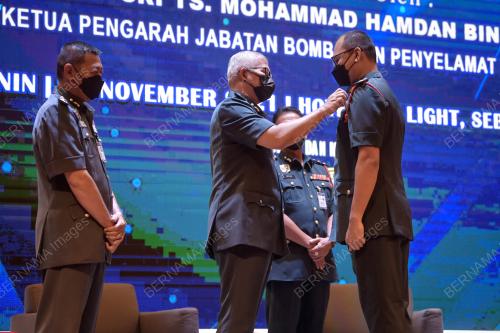 DATUK SERI MOHAMMAD HAMDAN WAHID
