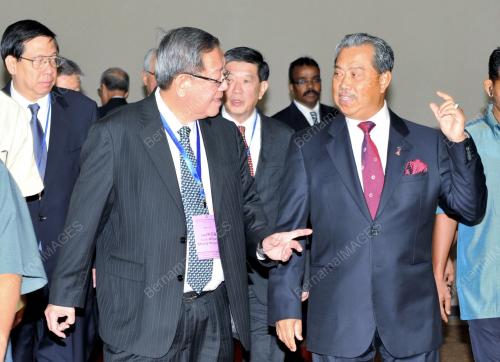 TAN SRI MUHYIDDIN YASSIN