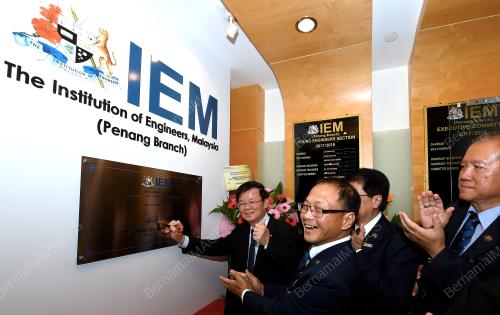 PG07_26102018_KM_RASMI_BN201810251976