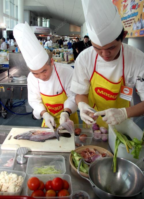 PERTANDINGAN MEMASAK