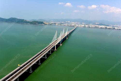 PG07_28022014_JAMBATAN_TERPANJANG
