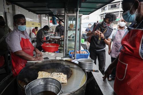 GERAI ROTI CANAI DIARAH TUTUP
