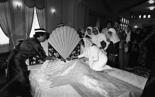 KEMANGKATAN SULTAN PERAK