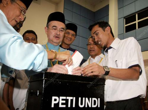 ABDULLAH AHMAD BADAWI