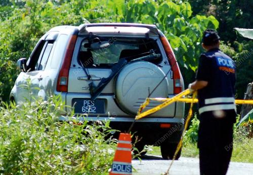 PG08_10012013_KERETA_POLIS