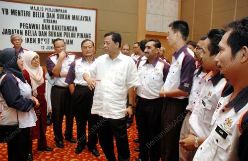 ISMAIL SABRI YAAKOB