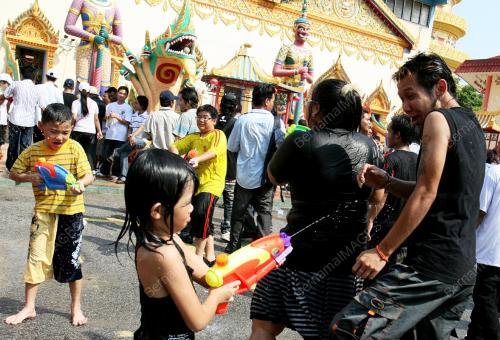 PESTA SONGKRAN
