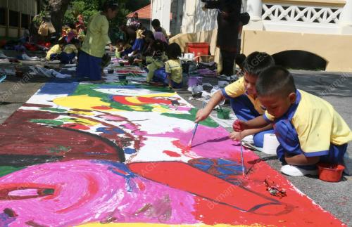 TABIKA_WARNA
