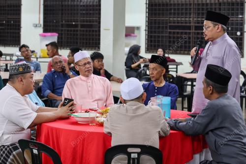 TAN SRI DZULKIFLI AHMAD