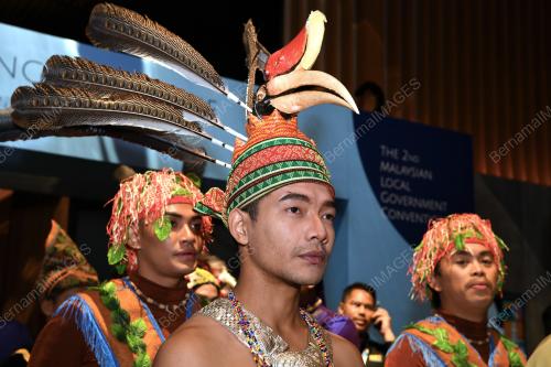 PG08_14102019_KEBUDAYAAN_FORUM_BN201910073568