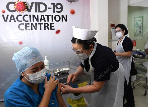 PUSAT PEMBERIAN VAKSIN COVID-19