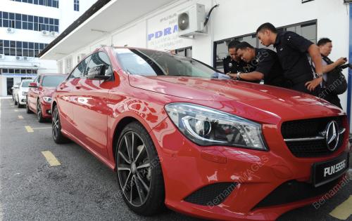 PG08_16072014_KERETA_MEWAH