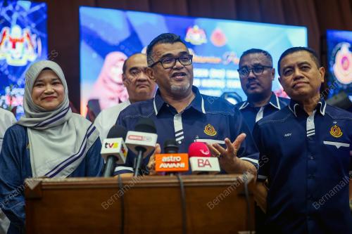 DATUK HASBI HABIBOLLAH