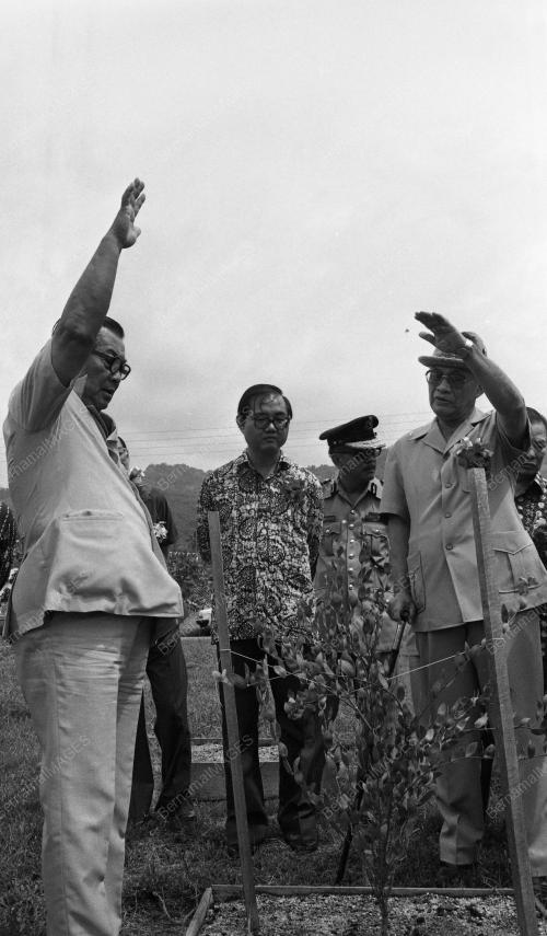 PG08_19012015_HARI_PETANI