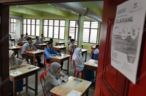 PELAJAR SPM