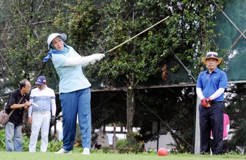 PG08_21112016_PERMAISURI_GOLF