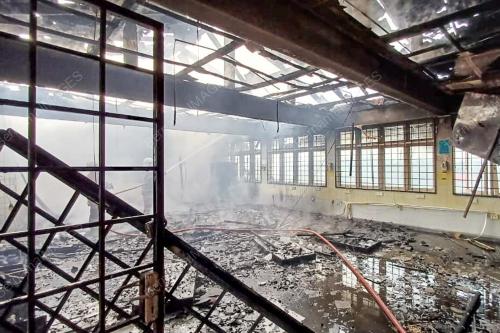 SEKOLAH TERBAKAR