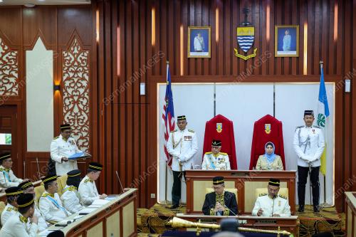 TUN AHMAD FUZI ABDUL RAZAK