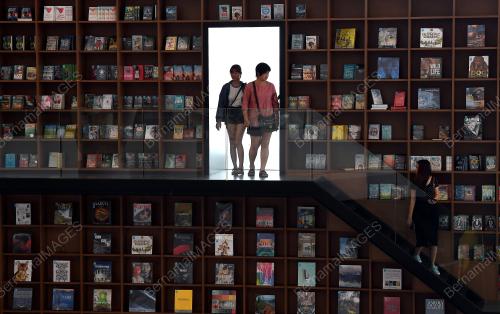 PG08_25022019_BUKU_PARAGON_BN201902251564