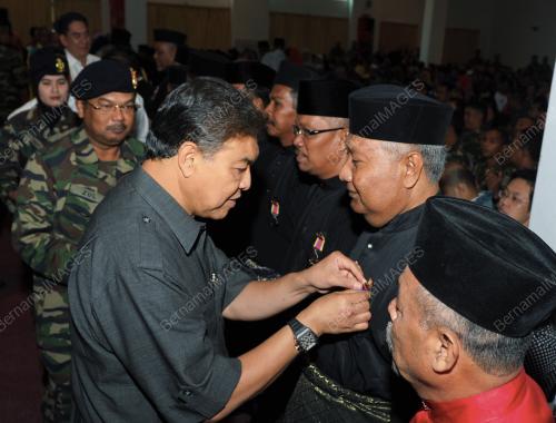PG08_25042013_MENTERI_VETERAN