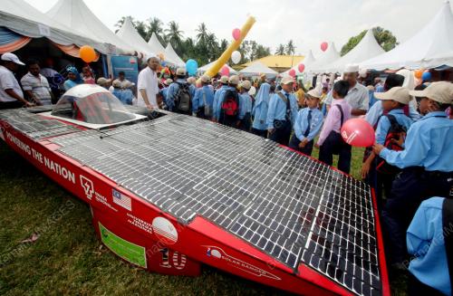 KERETA SOLAR