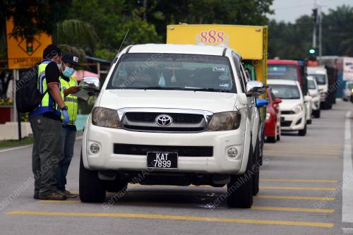OPERASI SEKATAN JALAN RAYA