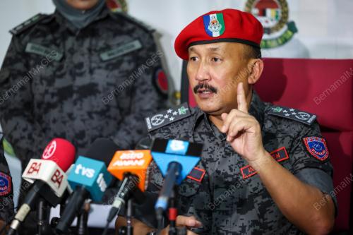 DATUK RUSLIN JUSOH