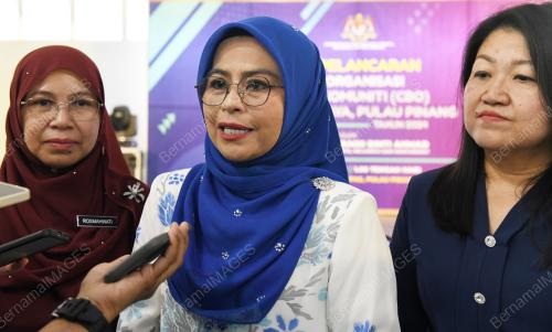DATUK SERI NORAINI AHMAD
