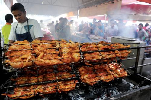 PG09_01072014_AYAM_MADU