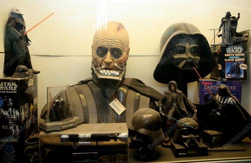 PG09_05022011_STAR_WARS