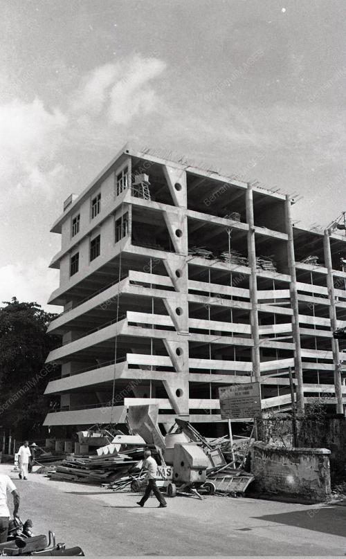 KOMPLEKS TUN RAZAK