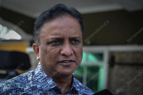 DATUK SERI REEZAL MERICAN NAINA MERICAN