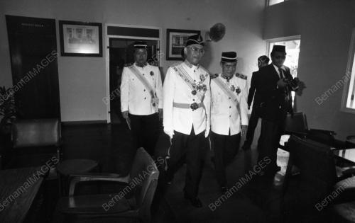 PG09_09072015_DEWAN_UNDANGAN