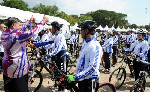 PG09_11022012_POLIS-BASIKAL