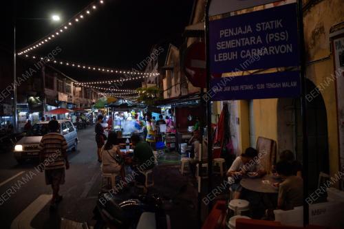 STREET FOOD LEBUH CARNAVON