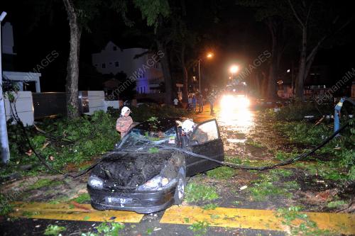PG09_13062013_BOMBA_KERETA