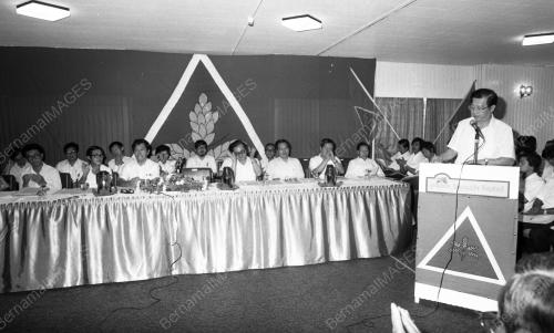 PG09_13081984_GERAKAN