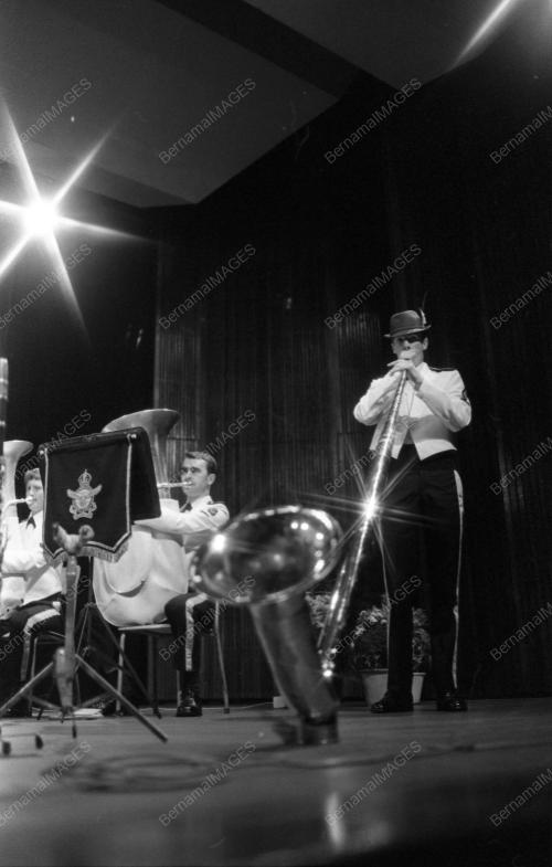 PG09_14012015_RAAF_BAND