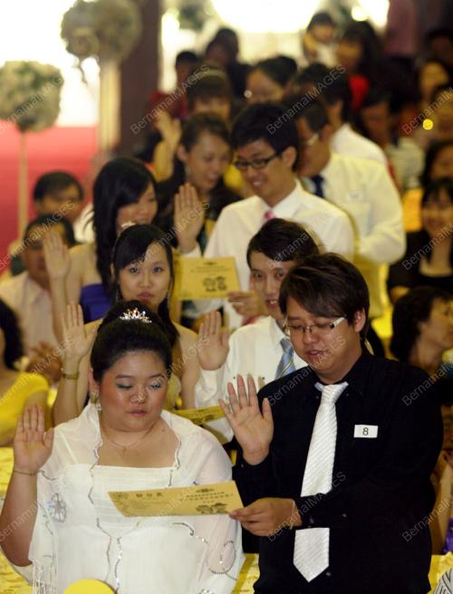 PG09_14022011_ANGKAT_SUMPAH