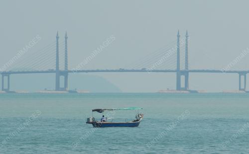 PG09_15032016_JAMBATAN_KABUR