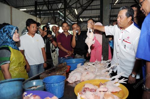 TAN SRI MUHYIDDIN YASSIN