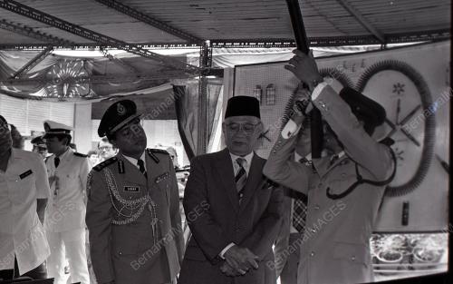 AWANG HASSAN