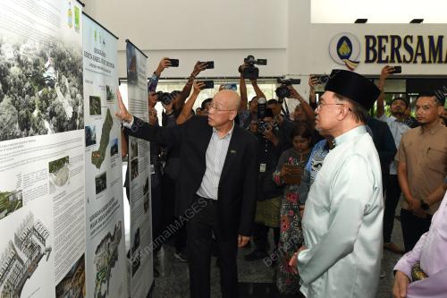 DATUK SERI ANWAR IBRAHIM