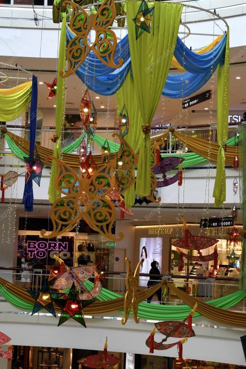 PERHIASAN RAYA