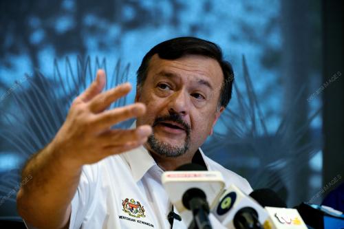 DATUK SERI AMIR HAMZAH AZIZAN