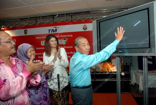 MD RADZI MANSOR