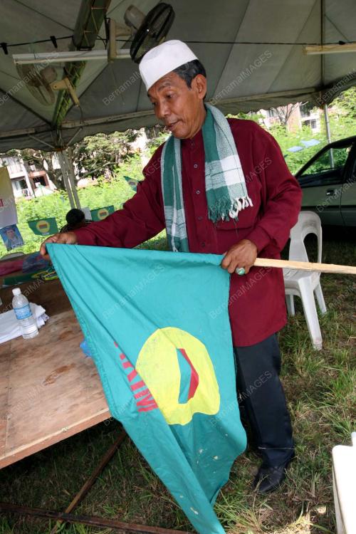 HANAFI MAMAT
