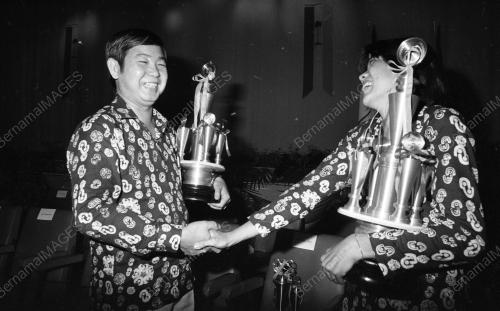 PG09_22062015_SAMPAI_HADIAH