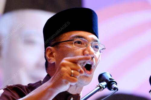 PG09_23082015_NAIB_PRESIDEN